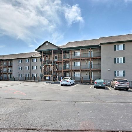 Step-Free Camdenton Condo With Boat Ramp, Dock, Slip Екстер'єр фото