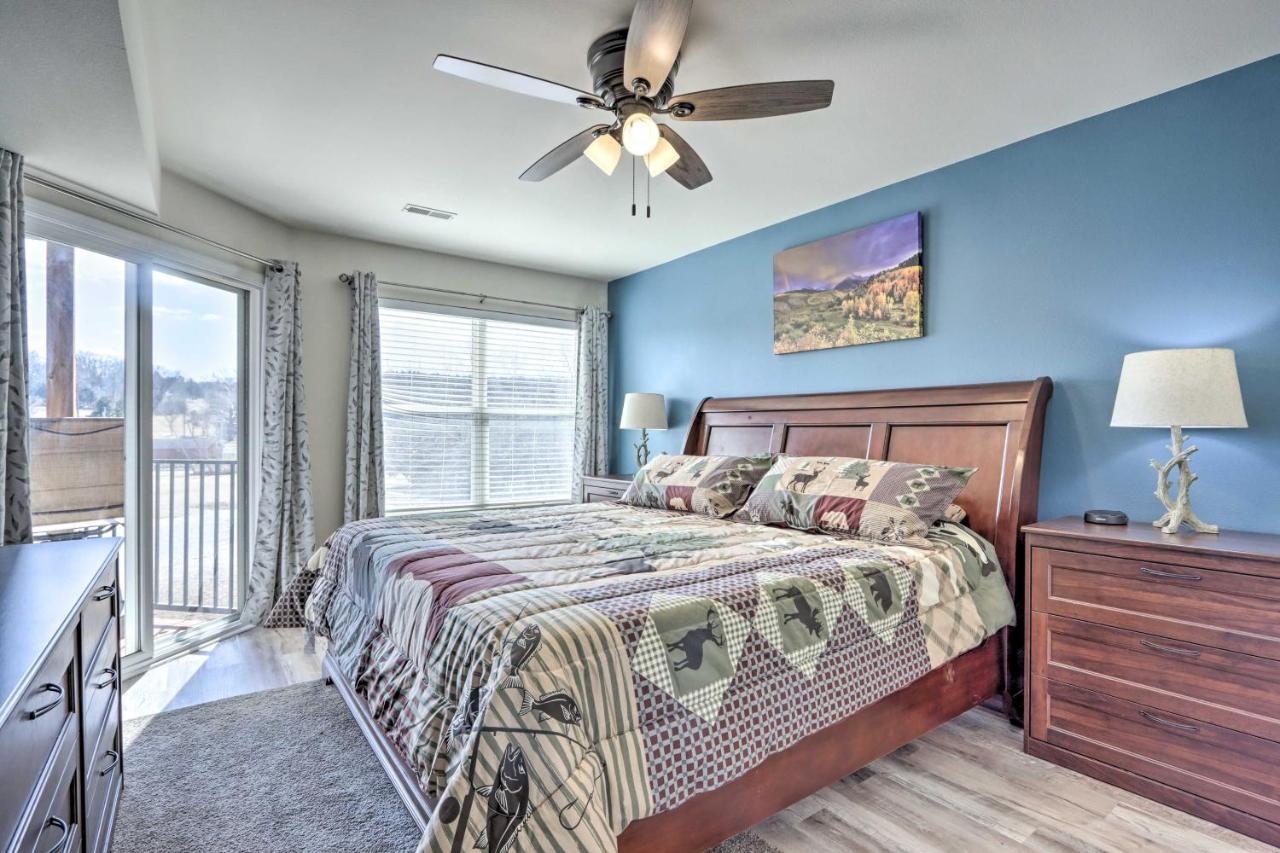 Step-Free Camdenton Condo With Boat Ramp, Dock, Slip Екстер'єр фото