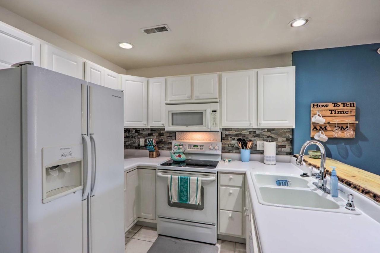 Step-Free Camdenton Condo With Boat Ramp, Dock, Slip Екстер'єр фото