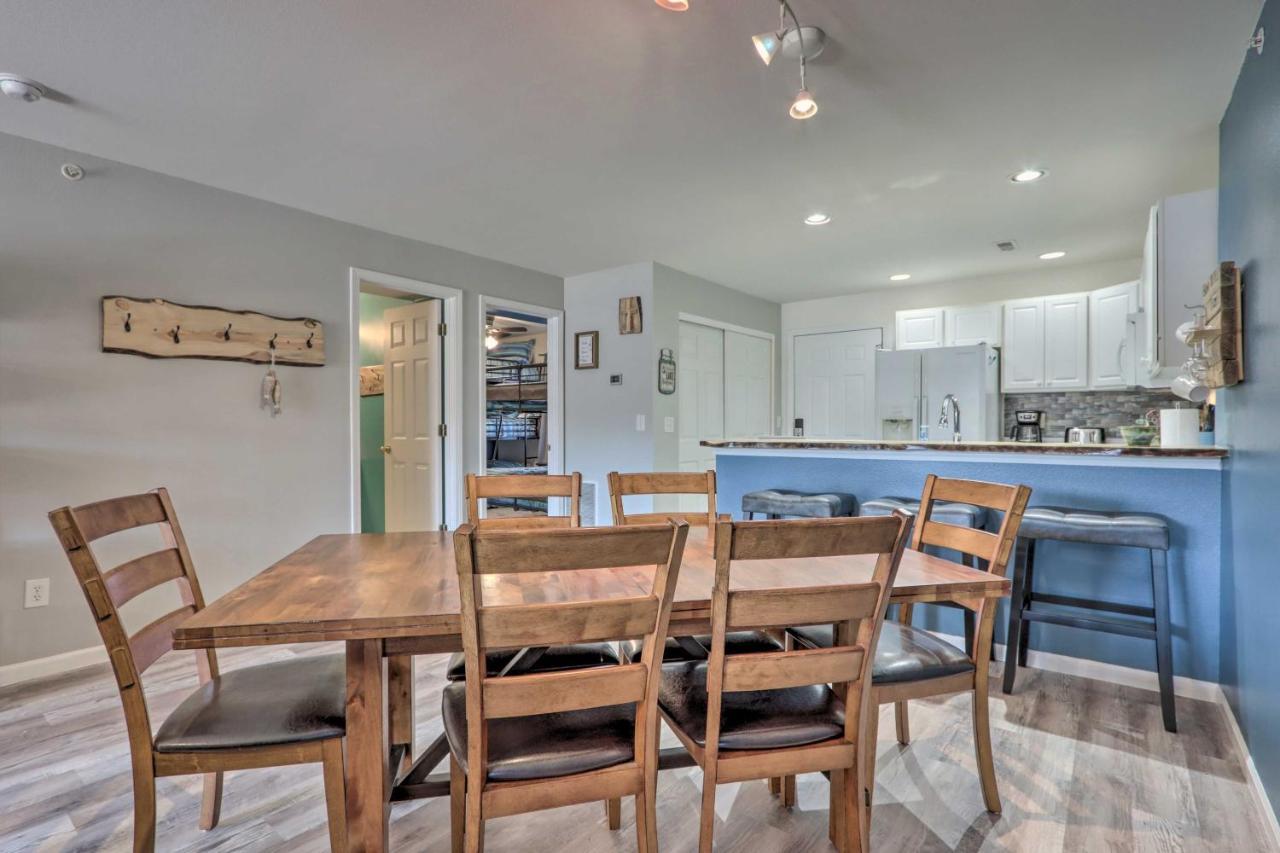 Step-Free Camdenton Condo With Boat Ramp, Dock, Slip Екстер'єр фото