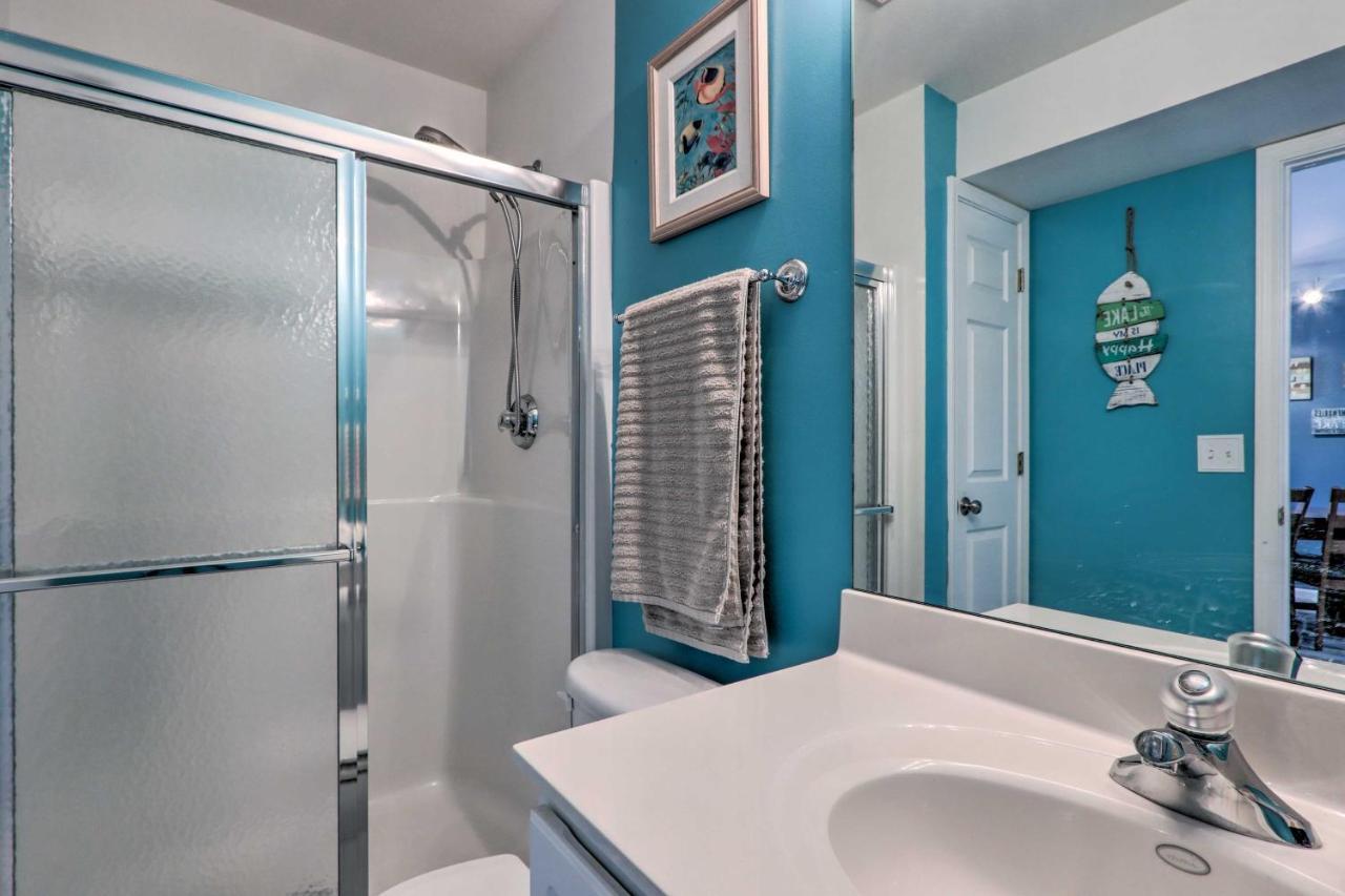 Step-Free Camdenton Condo With Boat Ramp, Dock, Slip Екстер'єр фото