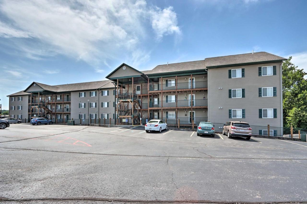 Step-Free Camdenton Condo With Boat Ramp, Dock, Slip Екстер'єр фото